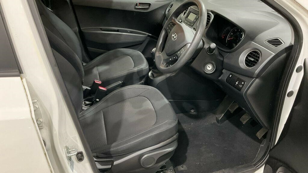 Hyundai I10 1.0 Se Euro 6 CE67ZXM #5