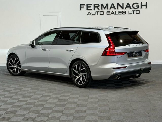 Volvo V60 2.0 D4 Momentum Estate Euro 6 S S ESZ6991 Silver #3