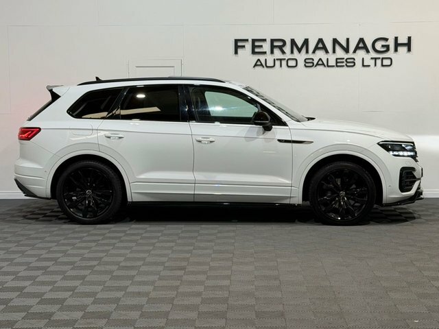 Volkswagen Touareg 3.0 Tdi V6 Black Edition Suv Tiptronic MW23OSL Black #2