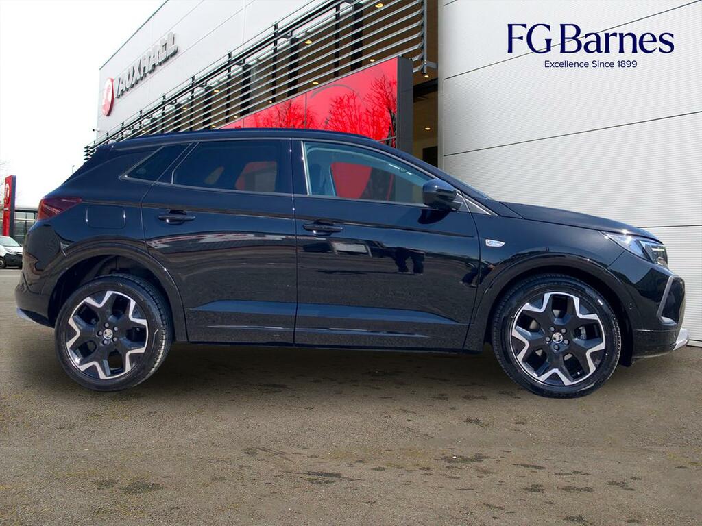Vauxhall Grandland 1.2 Turbo Ultimate YG72EXJ Black #2