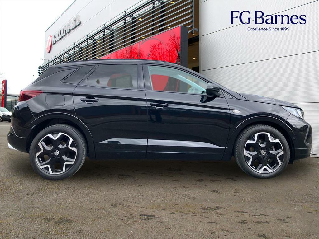 Vauxhall Grandland 1.2 Turbo Ultimate NG72WGC Black #2