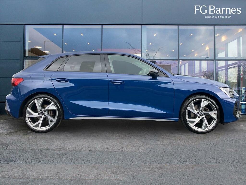 Audi A3 35 Tfsi Black Edition S Tronic RJ24KBK Blue #2