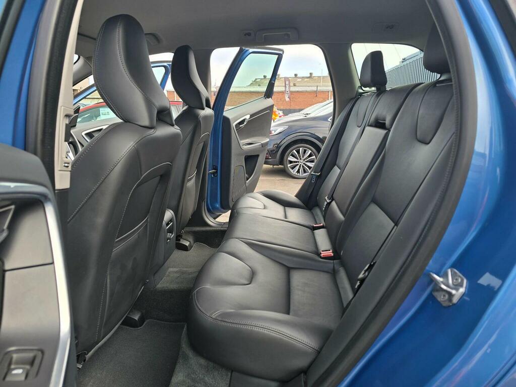 Volvo XC60 Suv 2.4 D5 Se Lux Nav Awd Euro 6 Ss 2 YN17WCP Blue #5