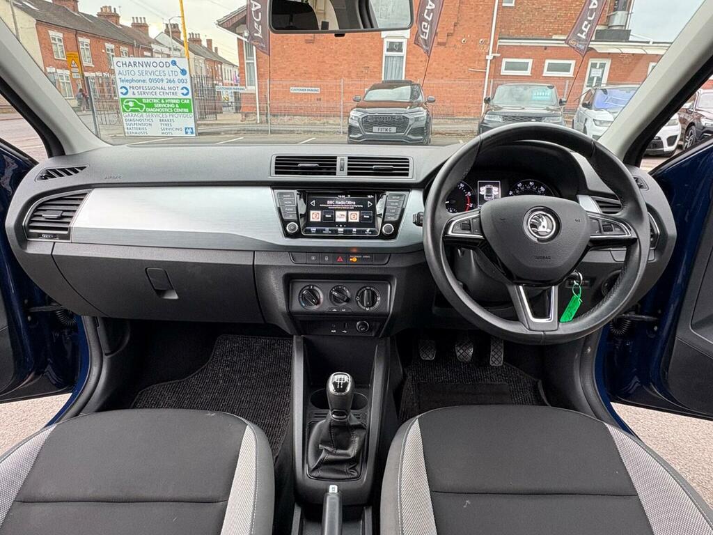 Skoda Fabia Hatchback 1.0 Tsi Se Euro 6 Ss 201818 PE18ZGB Blue #2