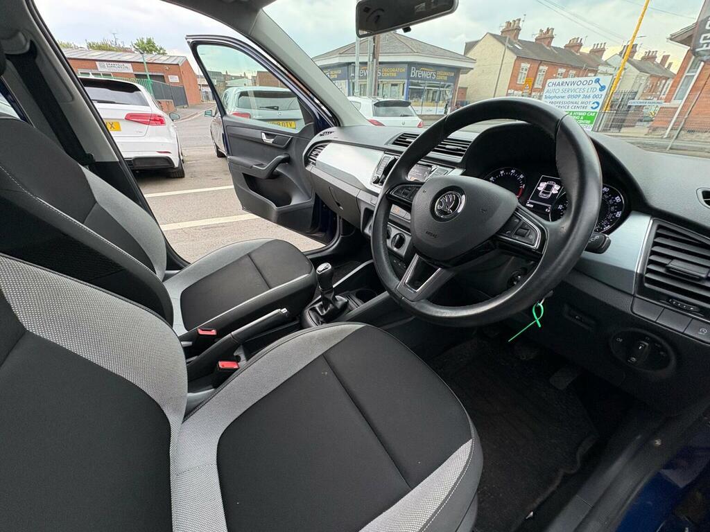 Skoda Fabia Hatchback 1.0 Tsi Se Euro 6 Ss 201818 PE18ZGB Blue #3