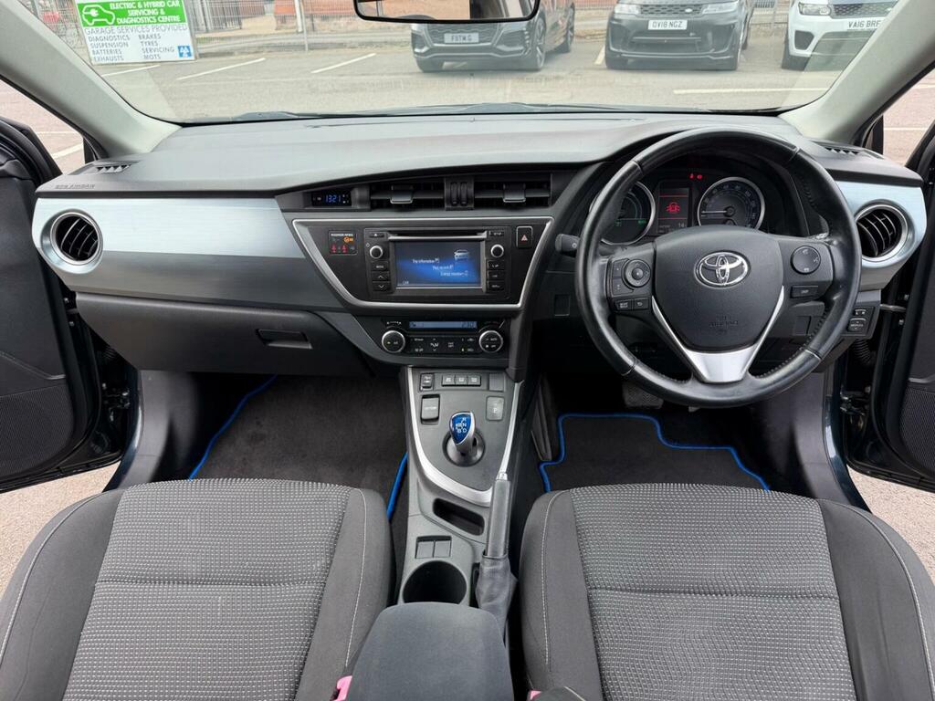 Toyota Auris Hatchback 1.8 Vvt-h Icon Cvt Euro 5 Ss 201 Grey #2