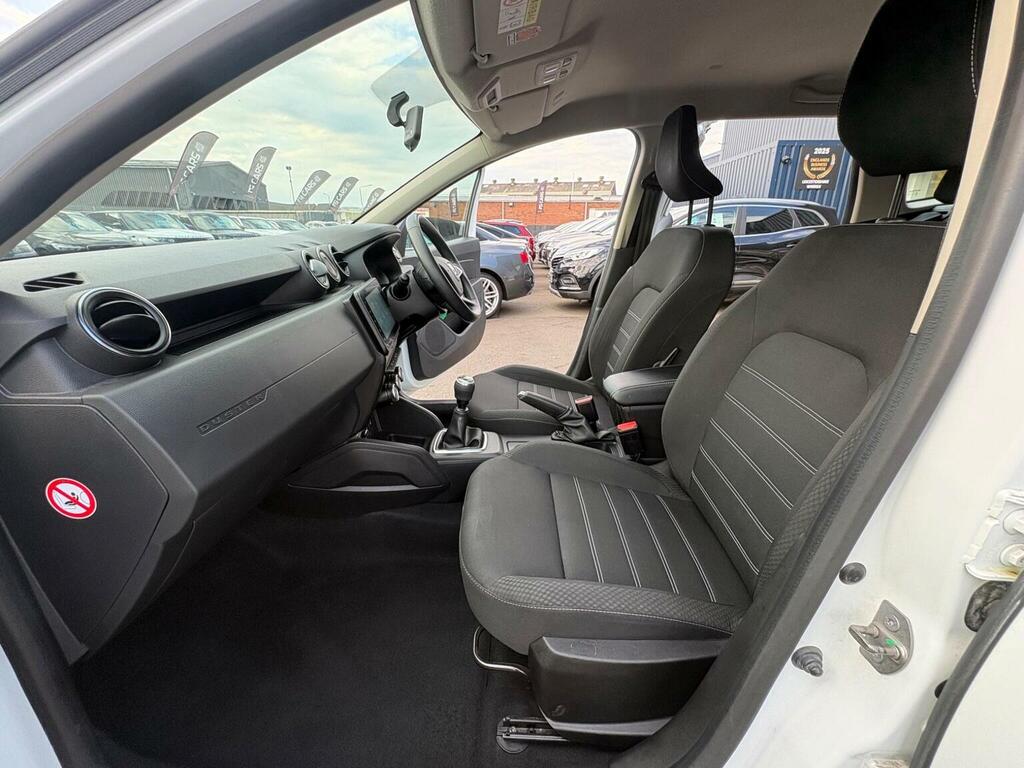 Dacia Duster Suv 1.3 Tce Comfort Euro 6 Ss 202271 YM71SZW White #4