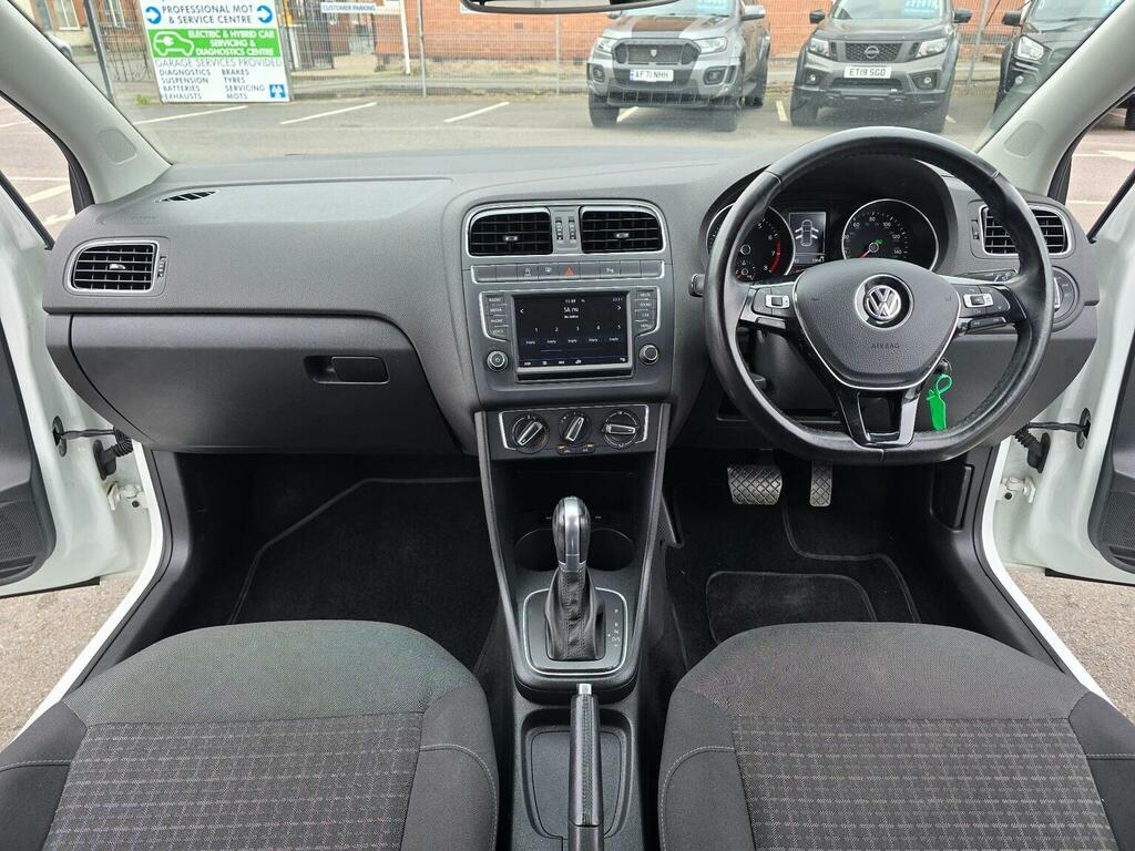 Volkswagen Polo Hatchback 1.2 Tsi Bluemotion Tech Match Edition Ds MC66UWL White #2