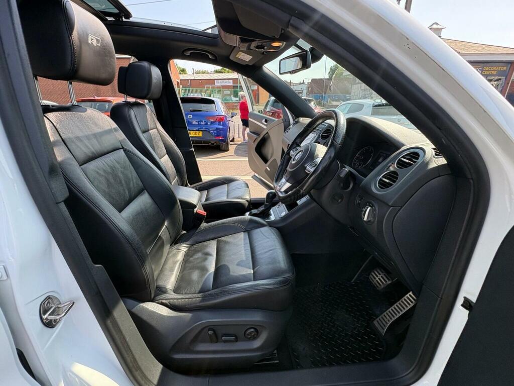 Volkswagen Tiguan Suv 2.0 Tdi Bluemotion Tech R-line Dsg 4Wd Euro 5 WD64JVH White #2