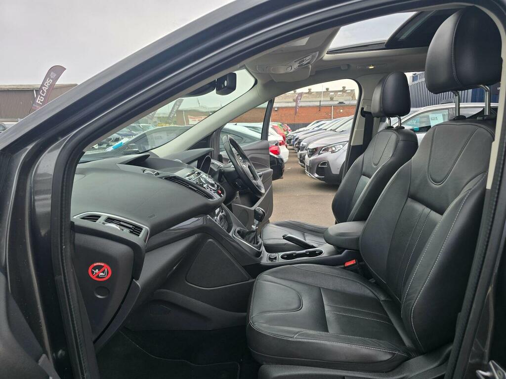 Ford Kuga Suv 2.0 Tdci Titanium X 2Wd Euro 6 Ss 2015 EF15ZWC Grey #5