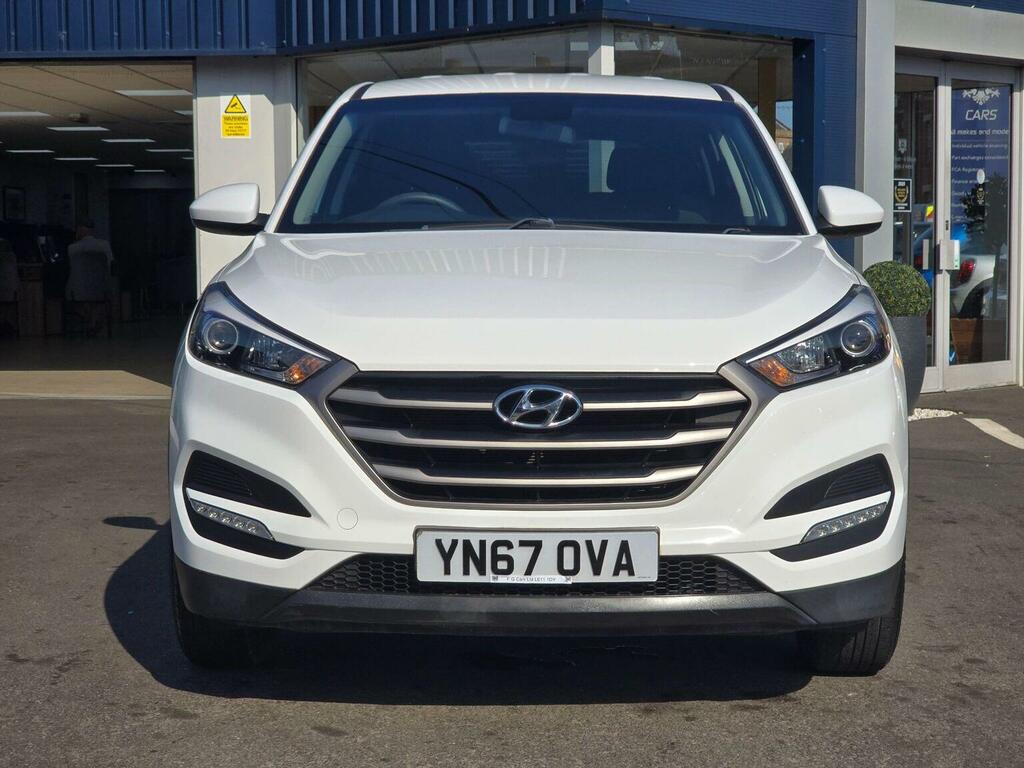 Hyundai Tucson Suv 1.6 Gdi Blue Drive S Euro 6 Ss 201767 YN67OVA White #5