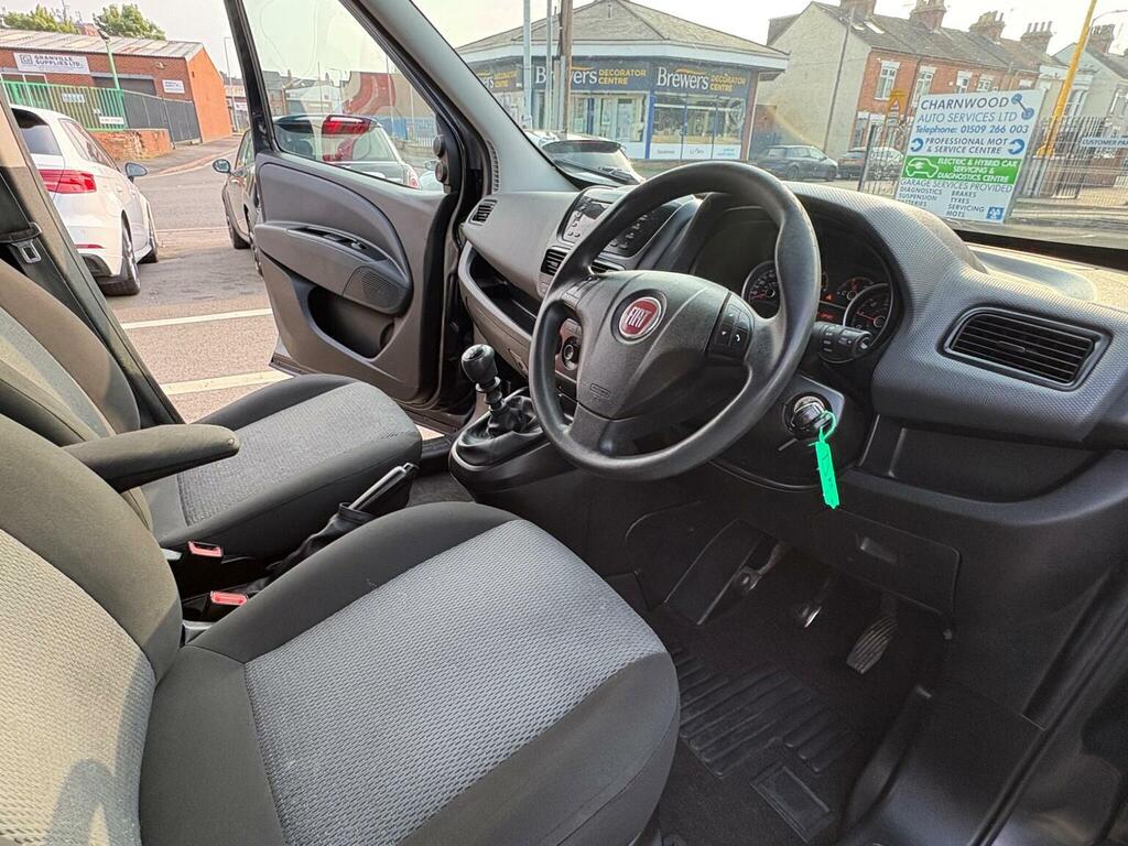 Fiat Doblo Combi Van 1.6 Multijetii Maxi Tecnico L2 H1 Euro 6 Black #2