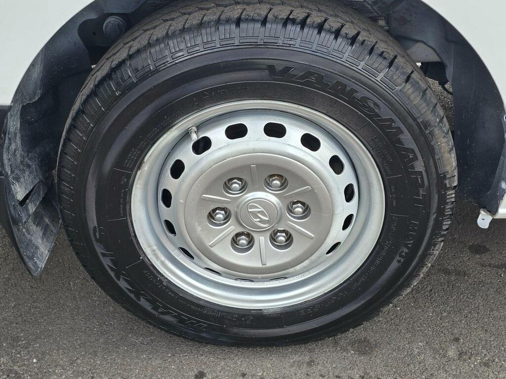 Hyundai iLoad Iload Se Crdi White #36