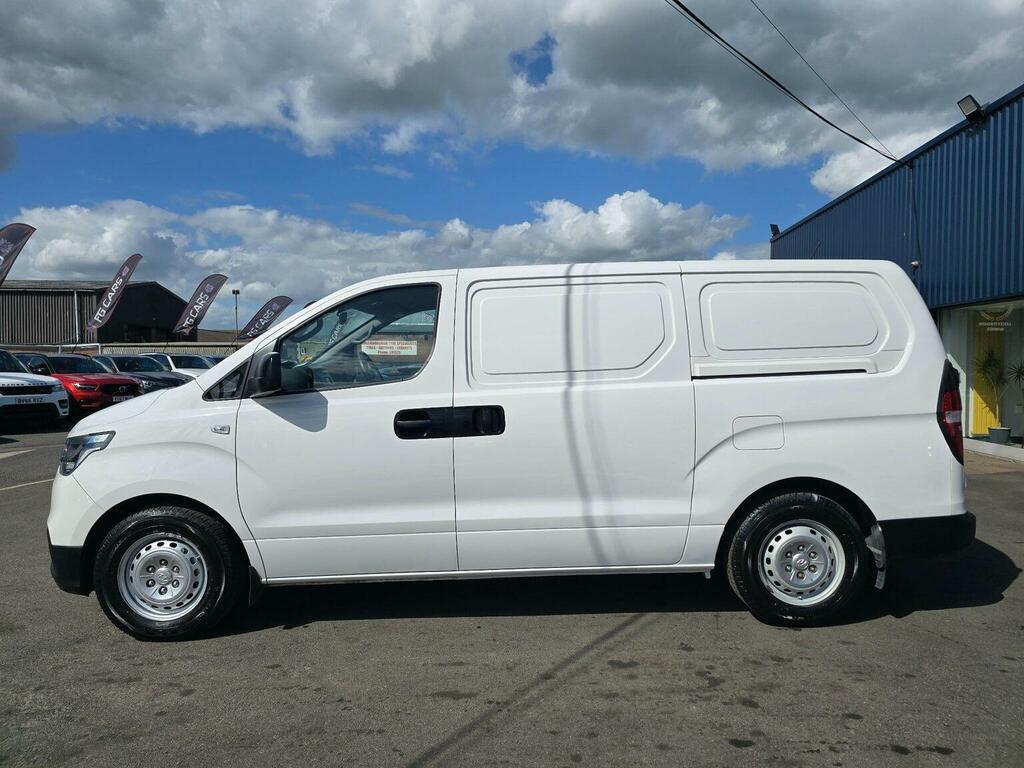 Hyundai iLoad Iload Se Crdi White #9