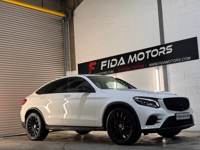 Mercedes-Benz GLC Class 2019 3.0 Glc350d V6 Amg Line Premium Plus Coupe LH68AWZ White #4