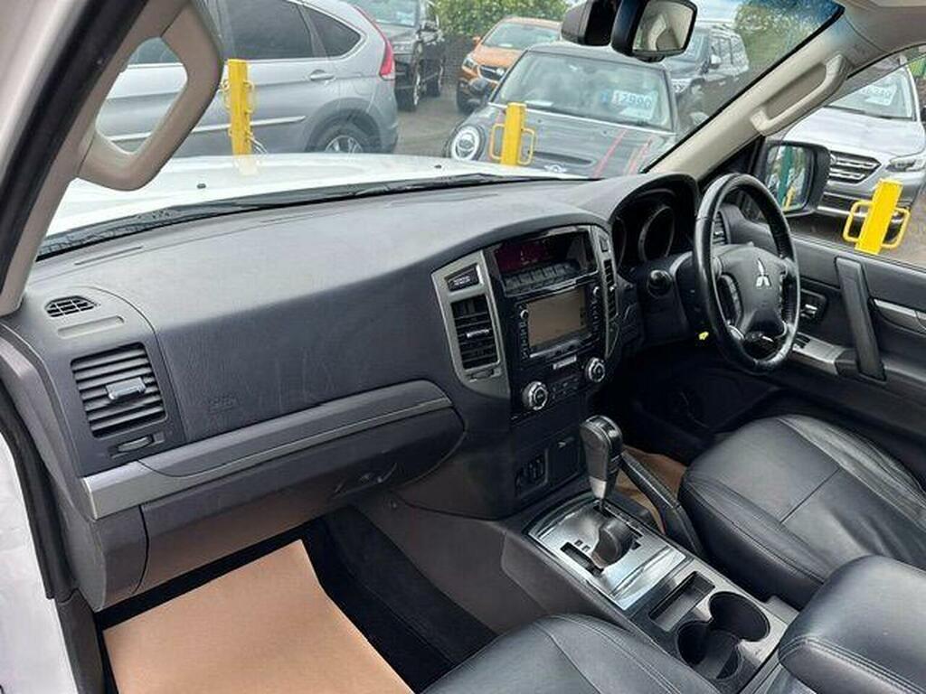 Mitsubishi Shogun Suv 3.2 Di-dc Sg3 4Wd Euro 6 Lwb 201868 White #4