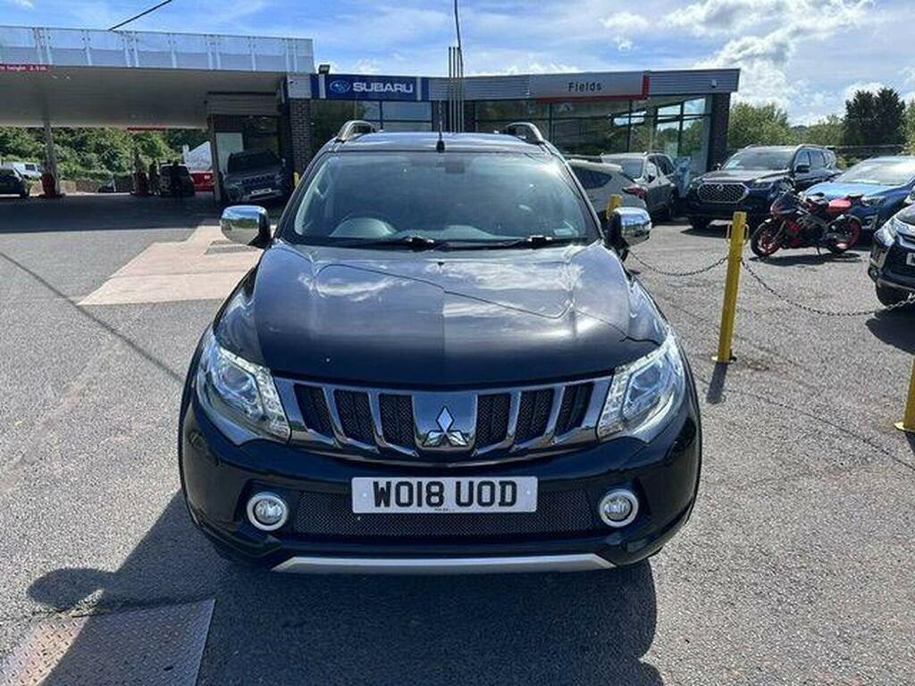 Mitsubishi L200 Pickup 2.4 Di-d Dc Barbarian 4Wd Euro 6 WO18UOD Black #2
