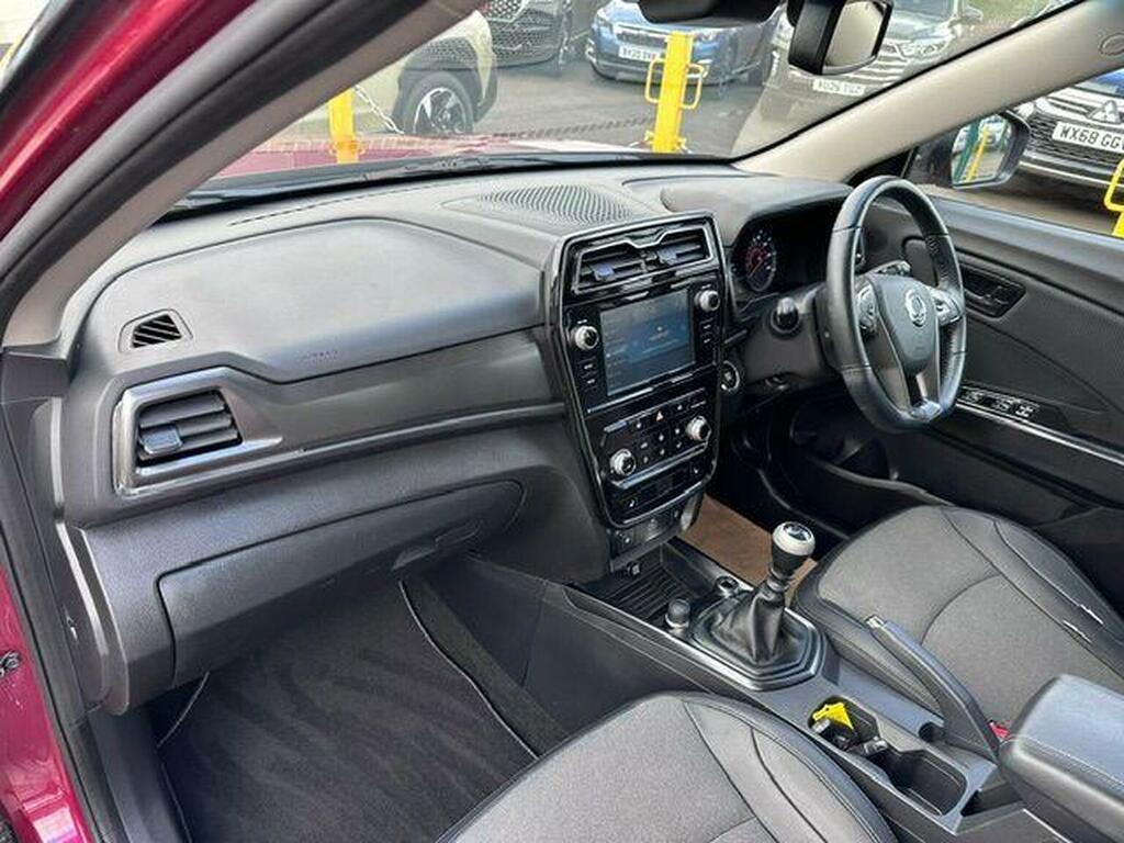 SsangYong Tivoli Suv 1.2P Ventura Euro 6 Ss 202121 Red #4