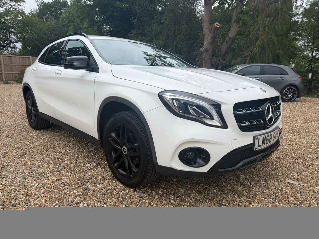 Mercedes-Benz GLA Class 1.6 Gla180 Urban Edition Suv 7G-dct Eur White