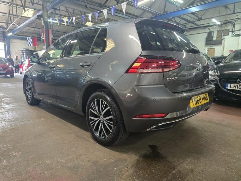 Volkswagen Golf Se Tsi Dsg Grey #4