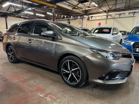 Toyota Auris Vvt-i Design Touring Brown
