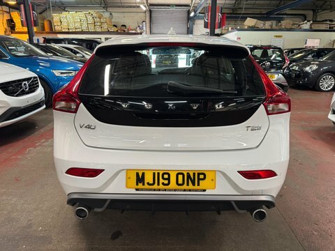 Volvo V40 T2 R-design Nav MJ19ONP White #5