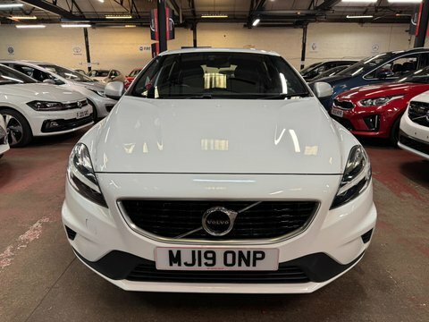 Volvo V40 T2 R-design Nav MJ19ONP White #2