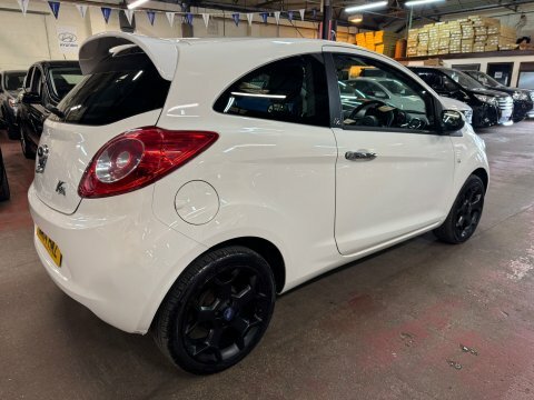 Ford KA Metal WM14HMZ White #4