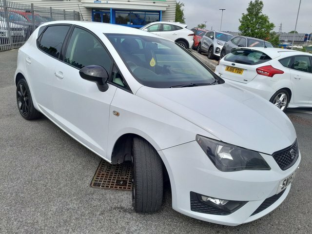 Seat Ibiza 2015 1.2 Tsi Fr Black Hatchback SW15CVF Black #2