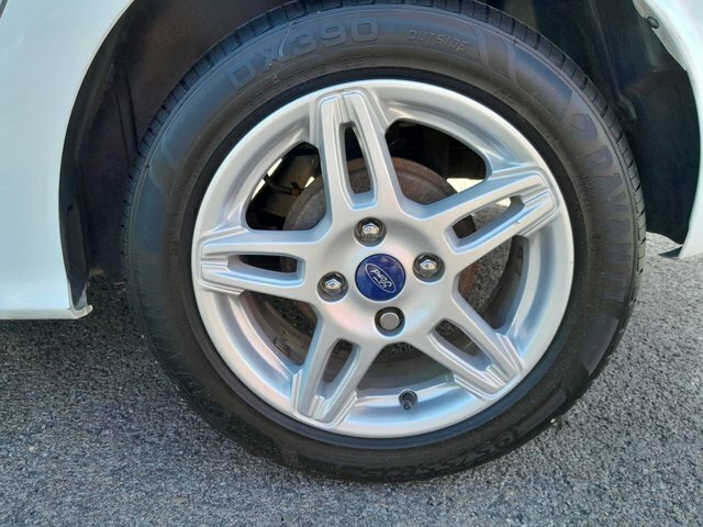 Ford KA+ 2017 1.2 Ti-vct Zetec Hatchback GJ17ZLO White #6