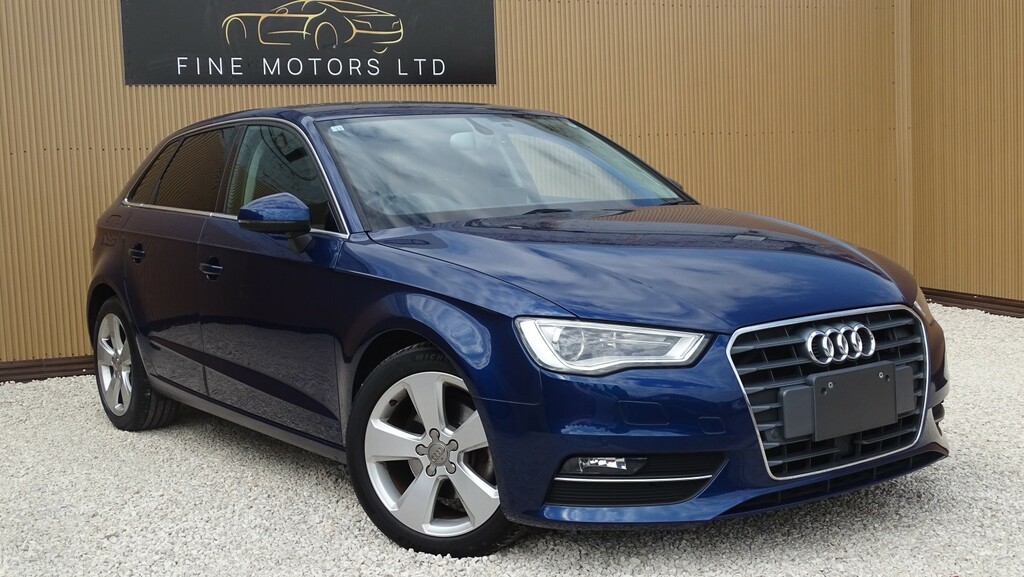 Audi A3 Hatchback 1.4 Tfsi Cod Sport 201464 TEMP104 Blue #2
