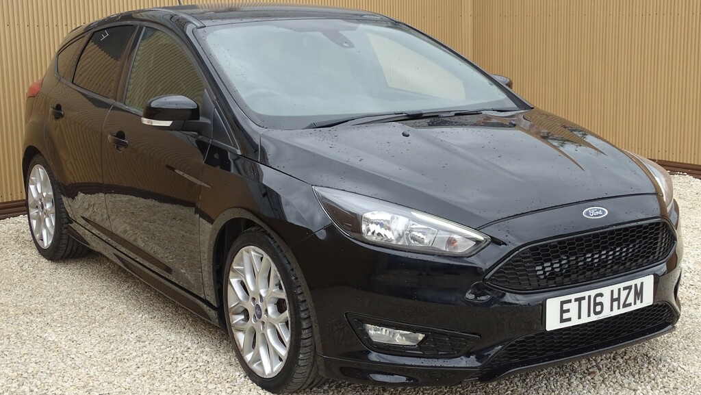 Ford Focus Hatchback 1.0 T Ecoboost St-line 201616 ET16HZM Black #4
