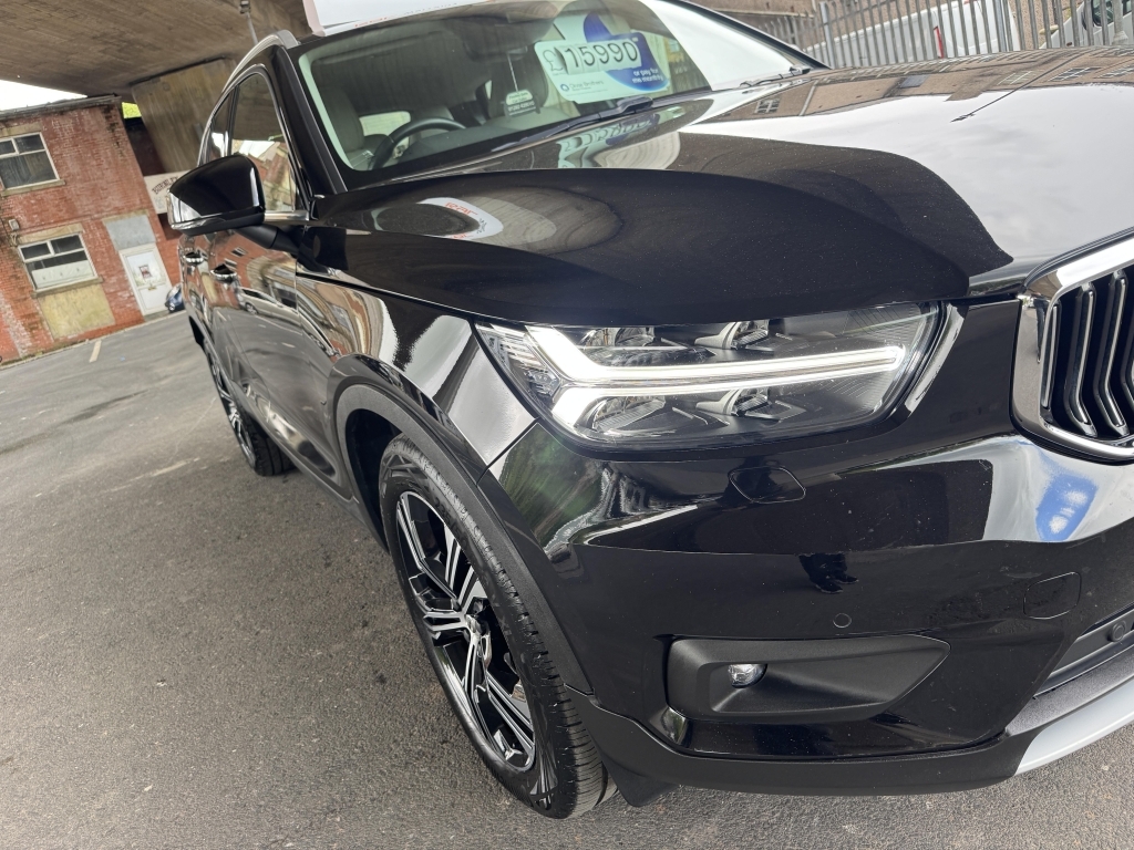 Volvo XC40 2.0 D3 Inscription Pro GL69UUA Black #6