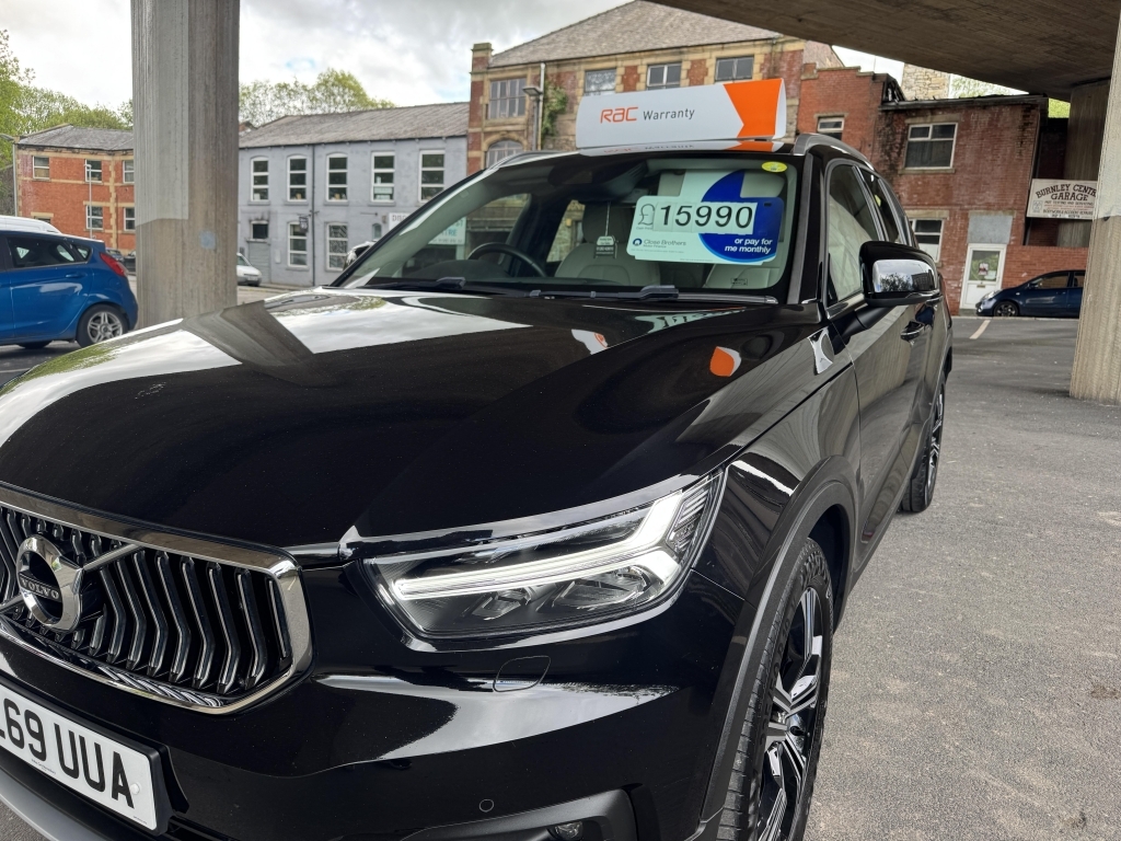 Volvo XC40 2.0 D3 Inscription Pro GL69UUA Black #5