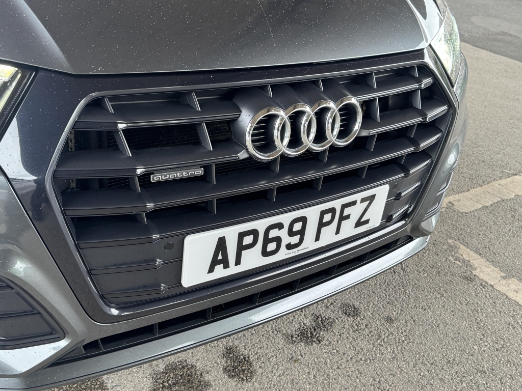Audi Q5 2.0 Tdi Quattro S Line Black Edition AP69PFZ Grey #6
