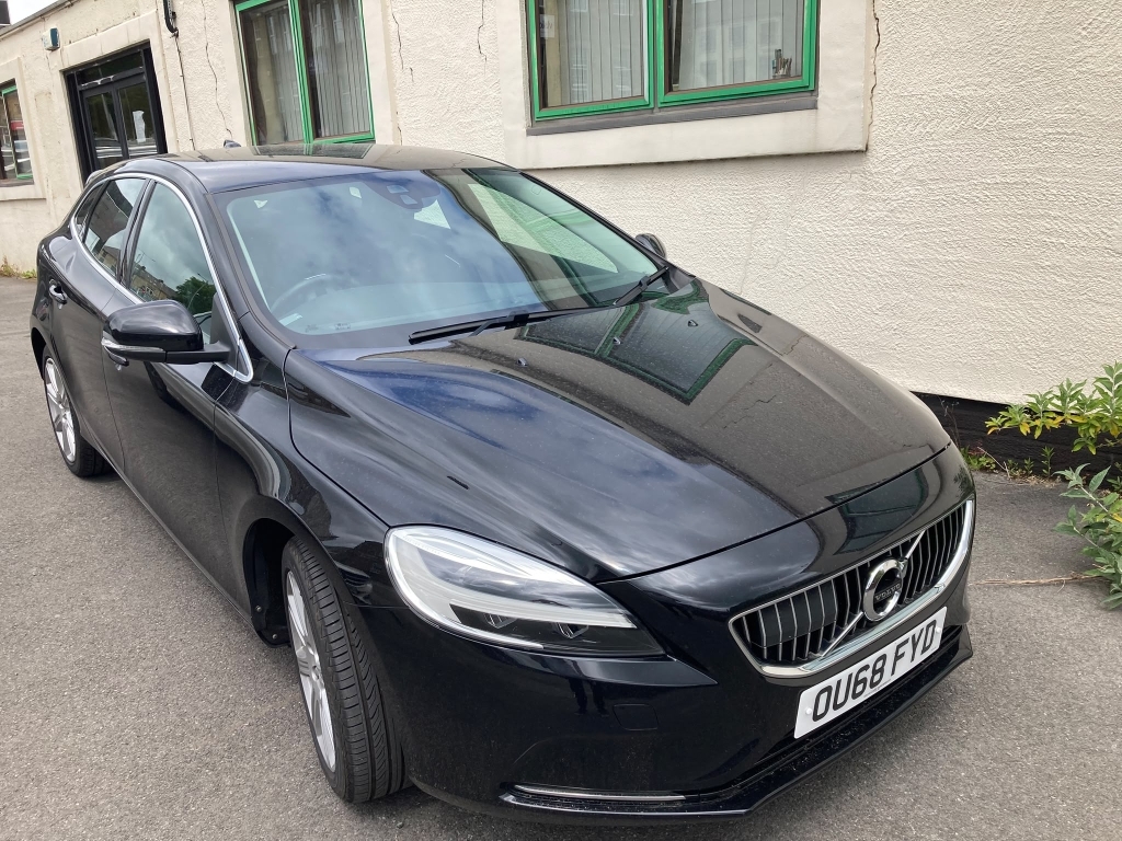 Volvo V40 1.5 T3 Inscription Black