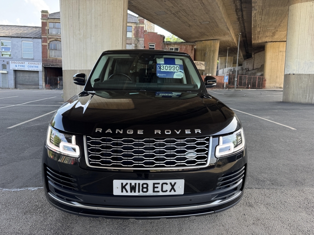 Land Rover Range Rover 3.0 Tdv6 Vogue Se Black #2