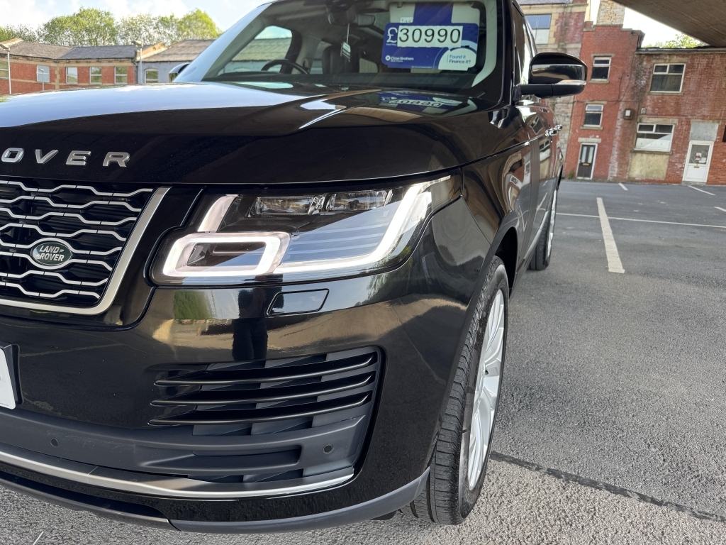 Land Rover Range Rover 3.0 Tdv6 Vogue Se Black #4