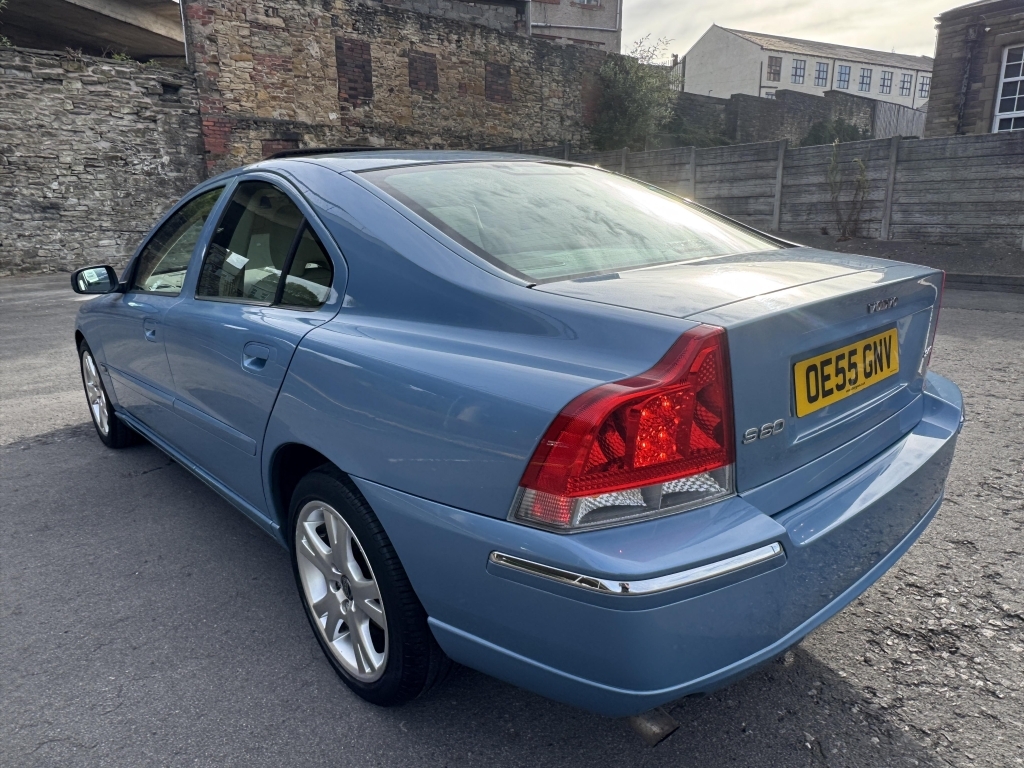 Volvo S60 2.4 D5 Se Silver #14