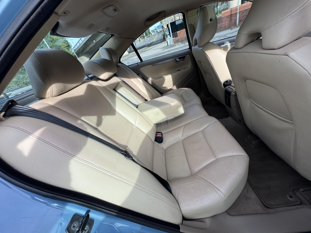 Volvo S60 2.4 D5 Se Silver #28