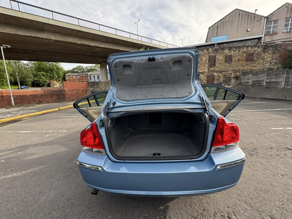 Volvo S60 2.4 D5 Se Silver #53