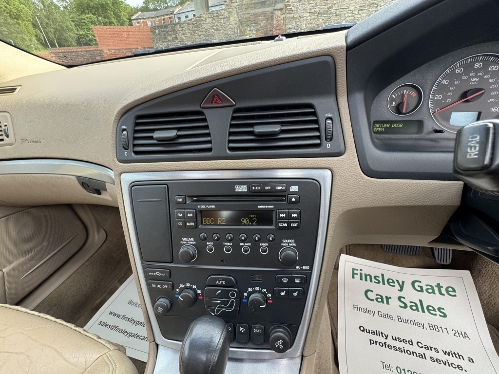 Volvo S60 2.4 D5 Se Silver #68