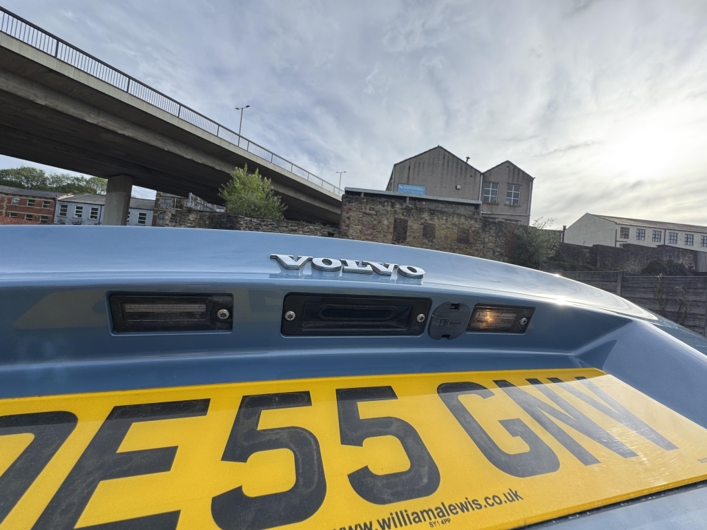 Volvo S60 2.4 D5 Se Silver #42