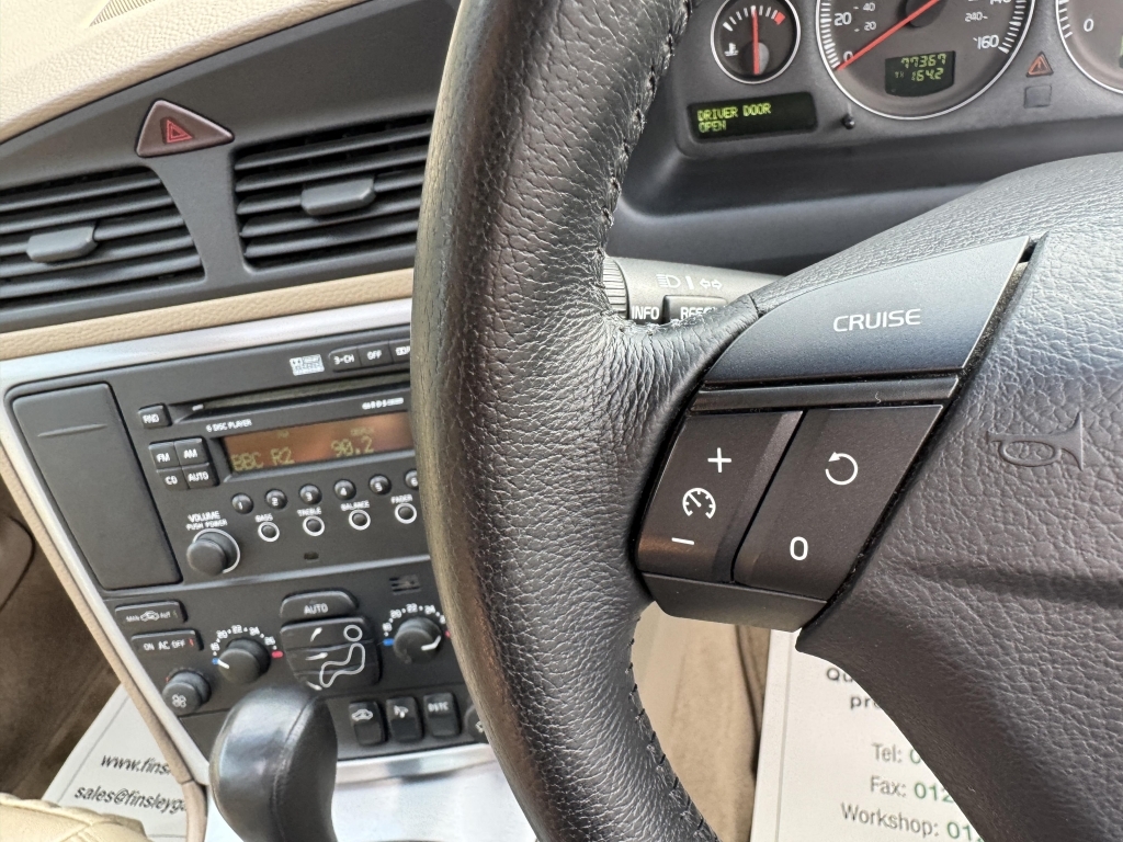 Volvo S60 2.4 D5 Se Silver #66