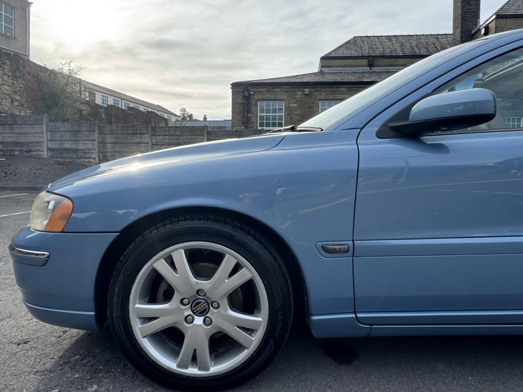 Volvo S60 2.4 D5 Se Silver #61
