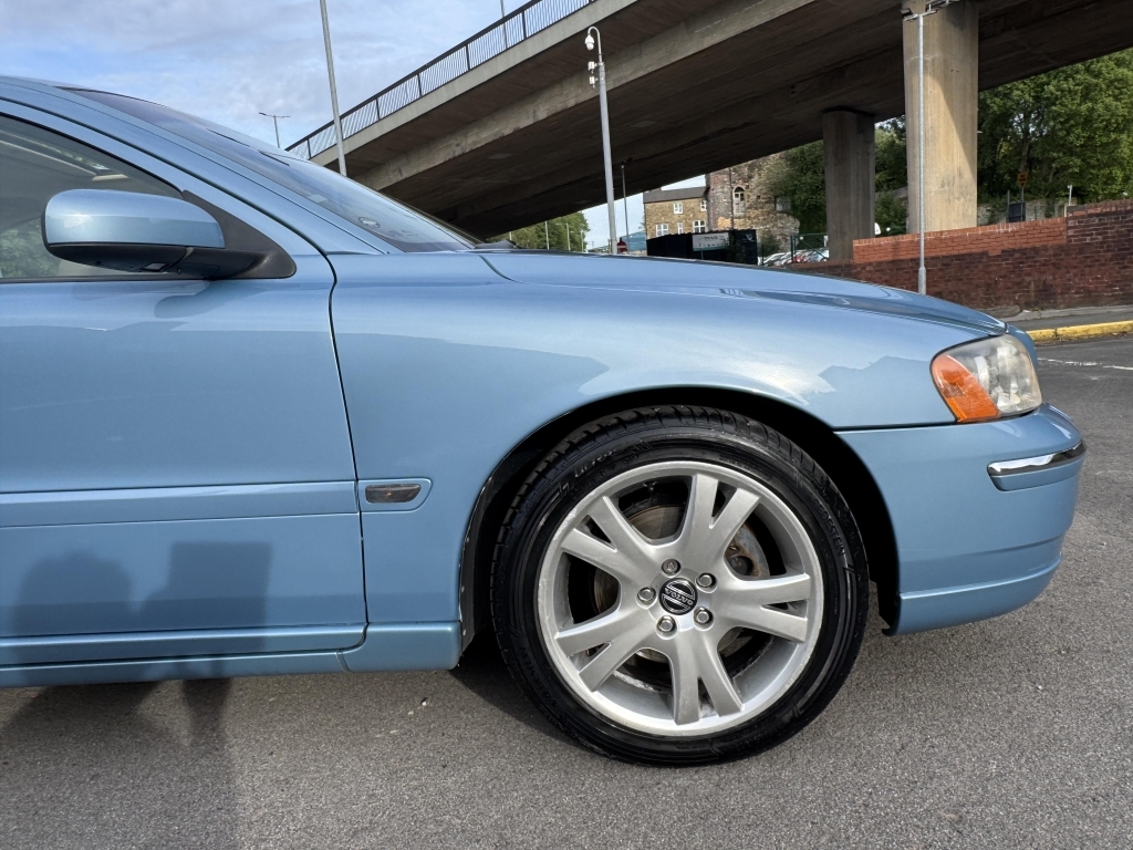 Volvo S60 2.4 D5 Se Silver #58