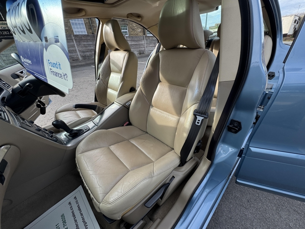Volvo S60 2.4 D5 Se Silver #32