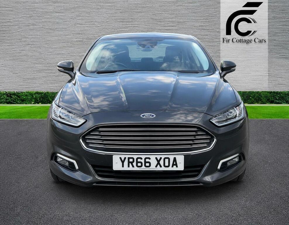 Ford Focus Hatchback 1.5 Tdci Titanium Euro 6 Ss 2016 YR66XOA Grey #2
