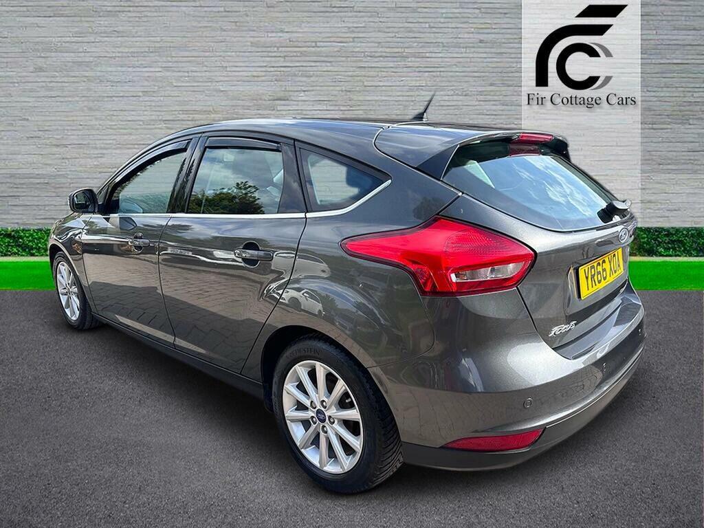 Ford Focus Hatchback 1.5 Tdci Titanium Euro 6 Ss 2016 YR66XOA Grey #4