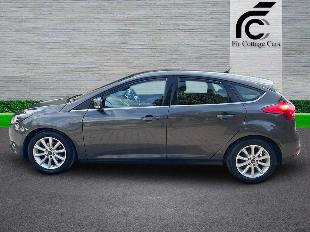 Ford Focus Hatchback 1.5 Tdci Titanium Euro 6 Ss 2016 YR66XOA Grey #6